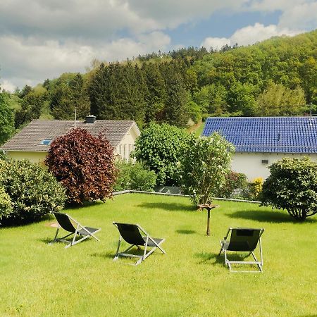 Nova Romantic Luxus Relax Apartments Mit Sauna, Nuerburgring, Adenauer Forst エクステリア 写真