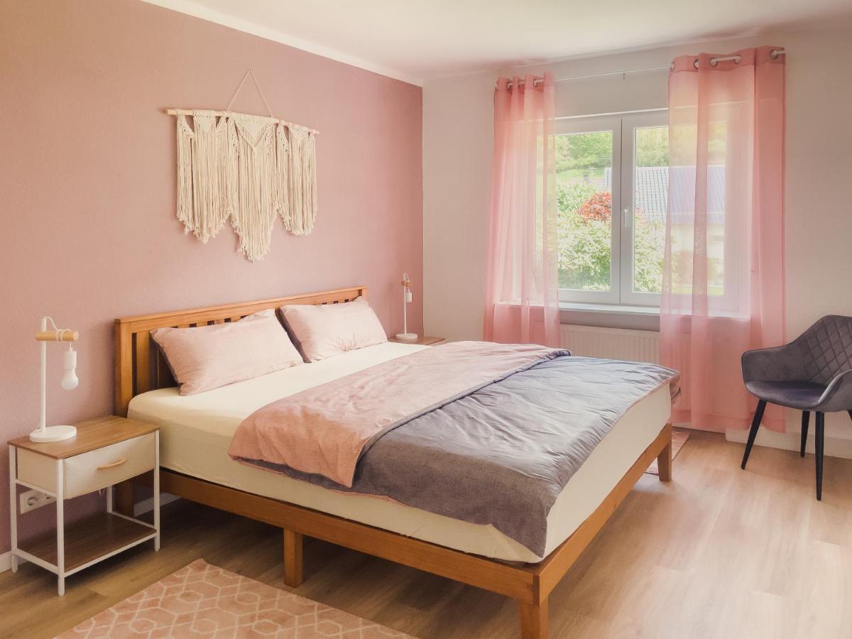 Nova Romantic Luxus Relax Apartments Mit Sauna, Nuerburgring, Adenauer Forst エクステリア 写真